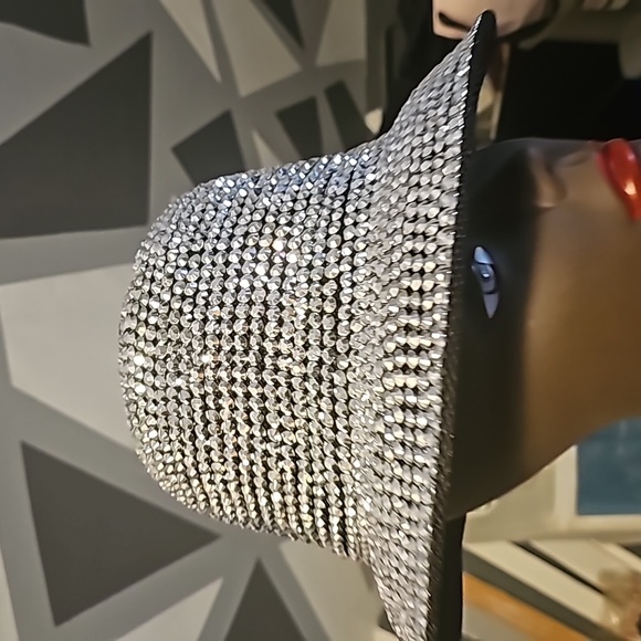 NEW w/Tags! It's definitely it's name "Jewel Cap" Rhinestone Designer Hat!! - Picture 4 of 11